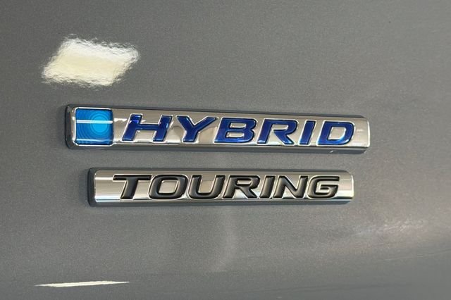 New 2026 Urban Gray Pearl Honda Touring image 22