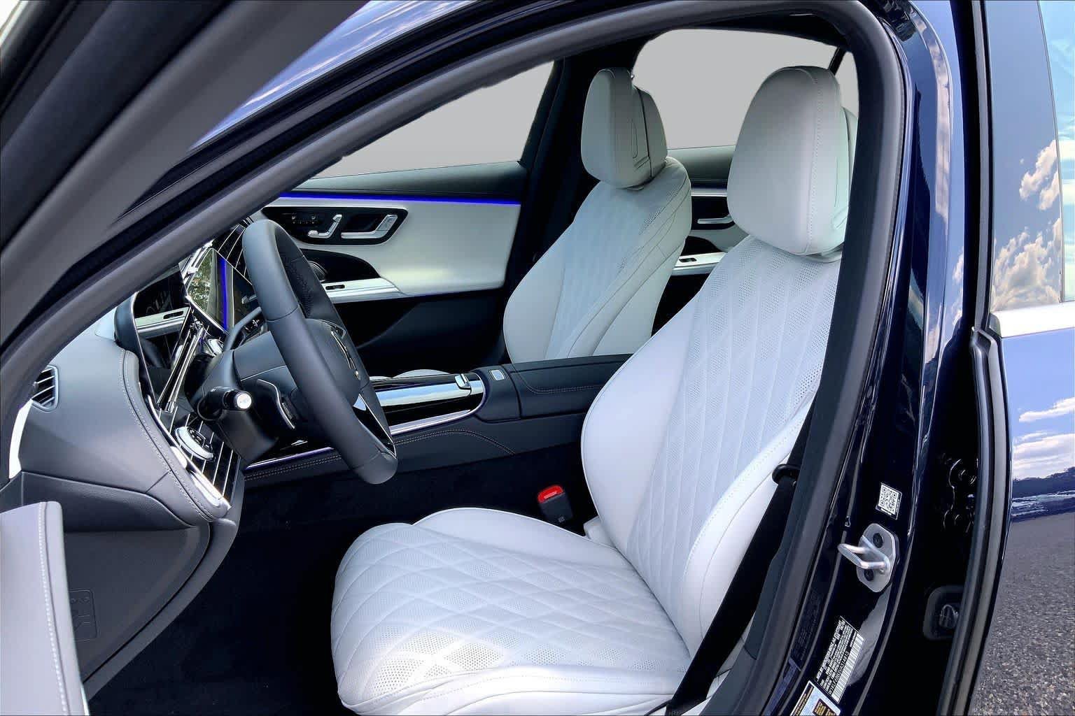 New 2027 Nautical Blue Metallic Mercedes-Benz E 450 image 12