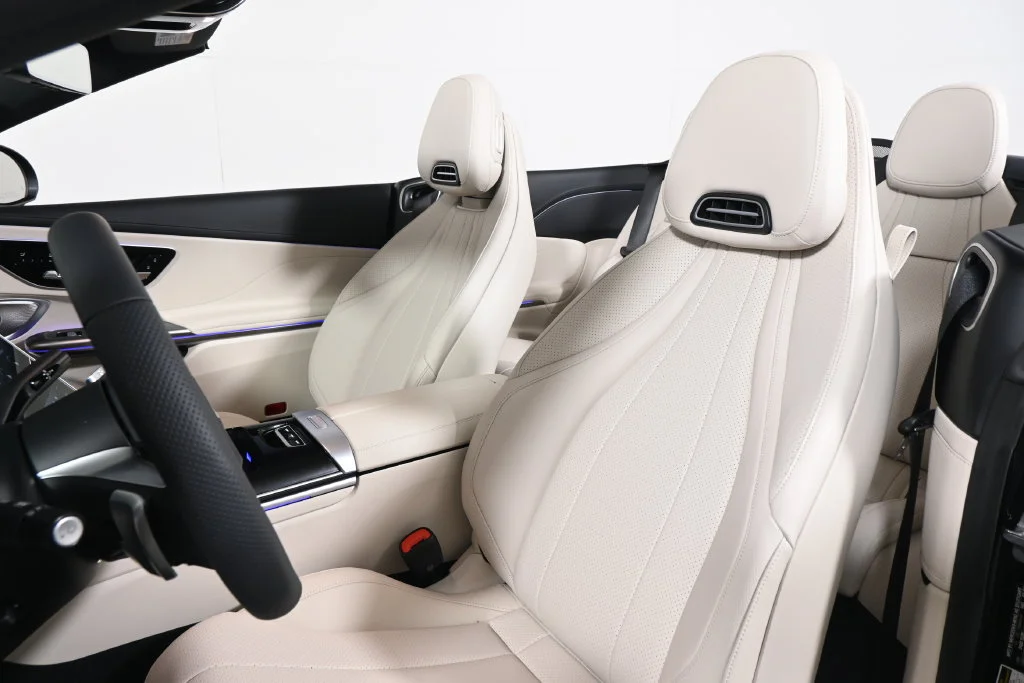 New 2027 Black Mercedes-Benz CLE 300 image 23