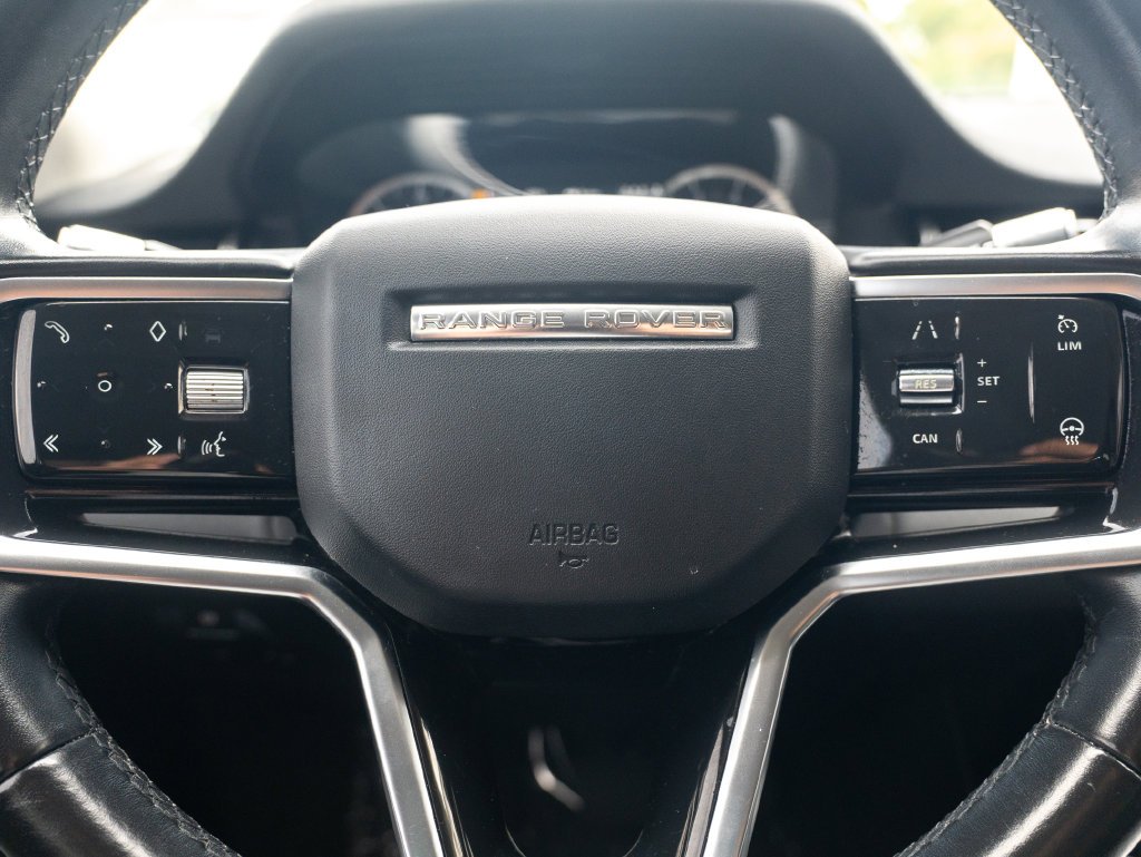 Used 2022 Black Land Rover S image 16