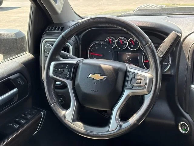 Used 2021 BLACK Chevrolet LT image 13
