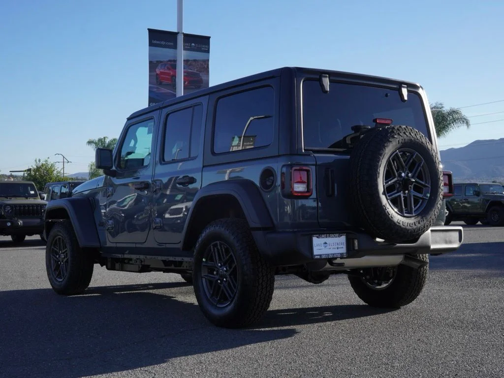 New 2026 Anvil Clear-Coat Exterior Paint Jeep Sport S image 5