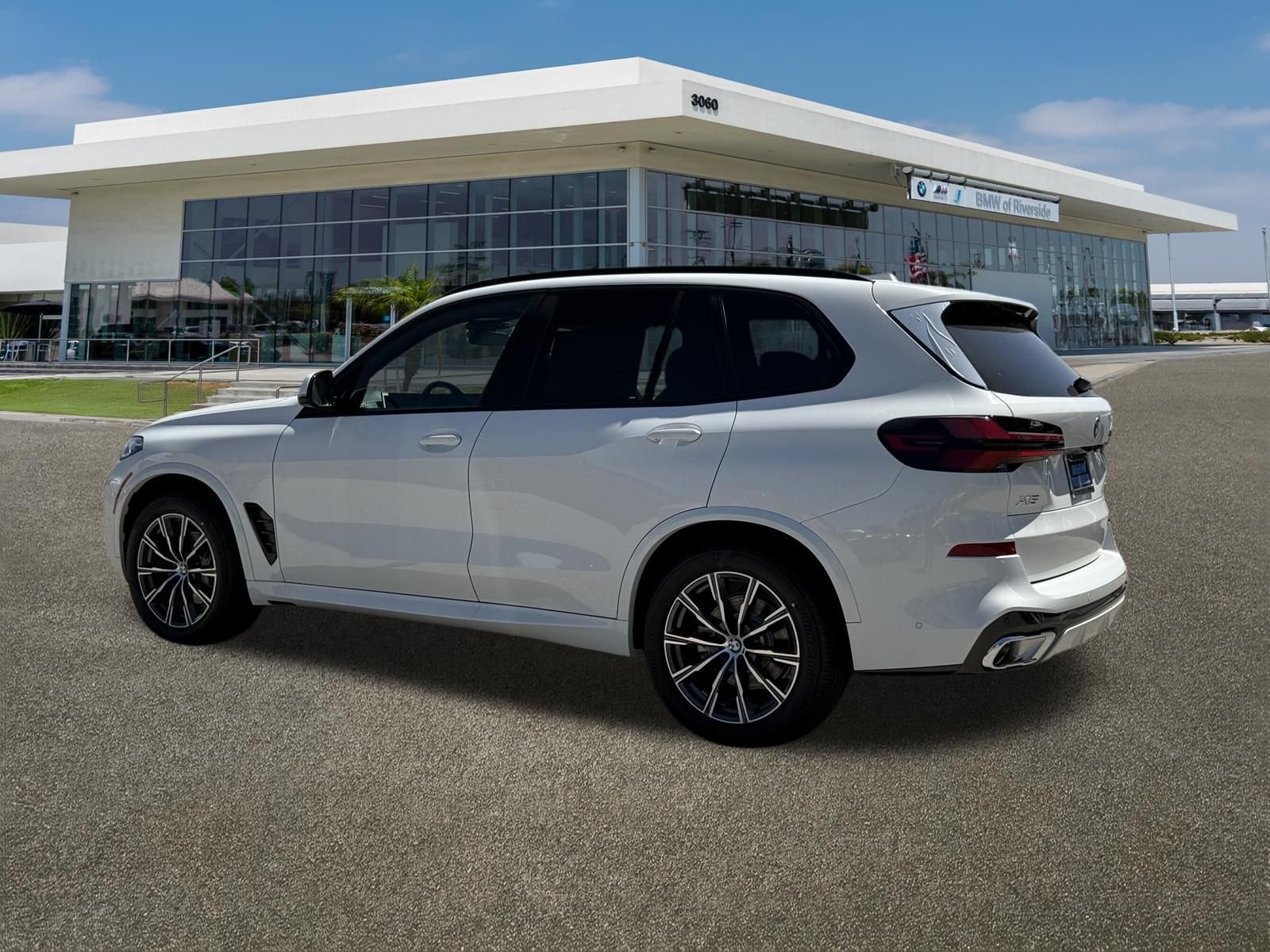 New 2026 Alpine White BMW sDrive40i image 8