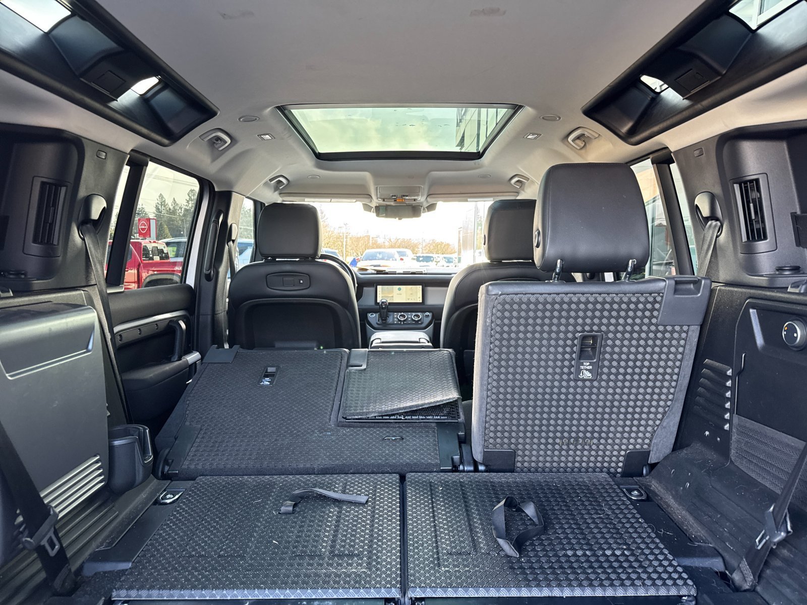 Used 2020 Indus Silver Metallic Land Rover First Edition image 14