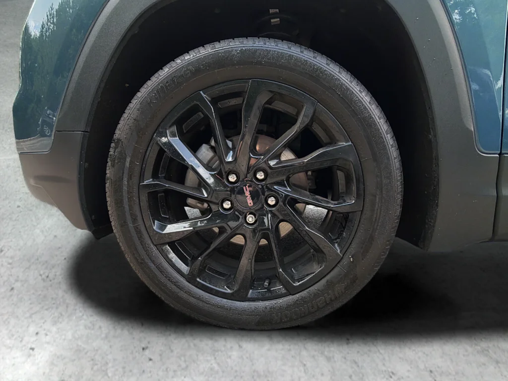 Used 2024 Blue GMC SLE image 32