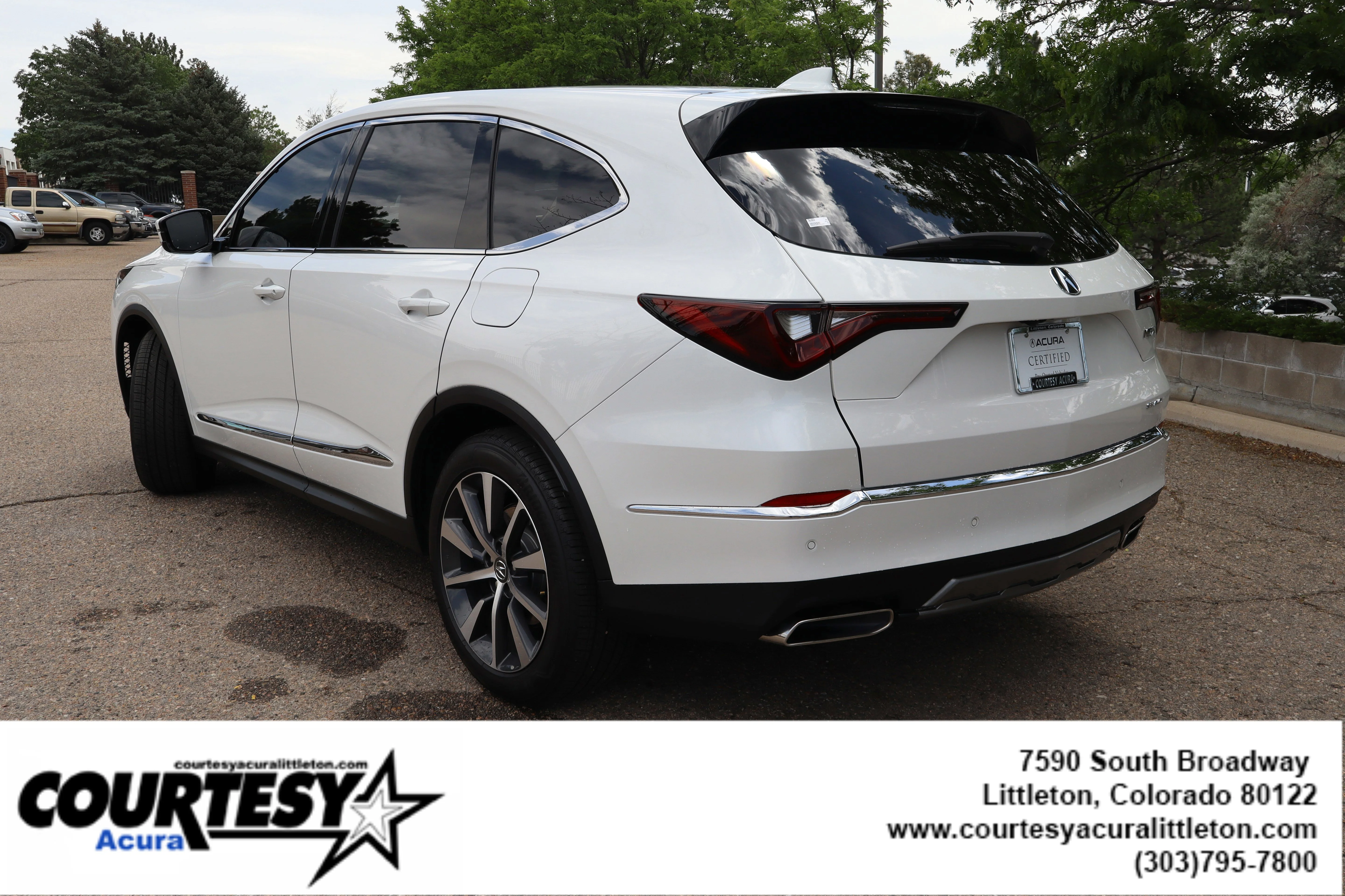 Certified Used 2026 Platinum White Pearl Acura SH-AWD with Technology Package image 4