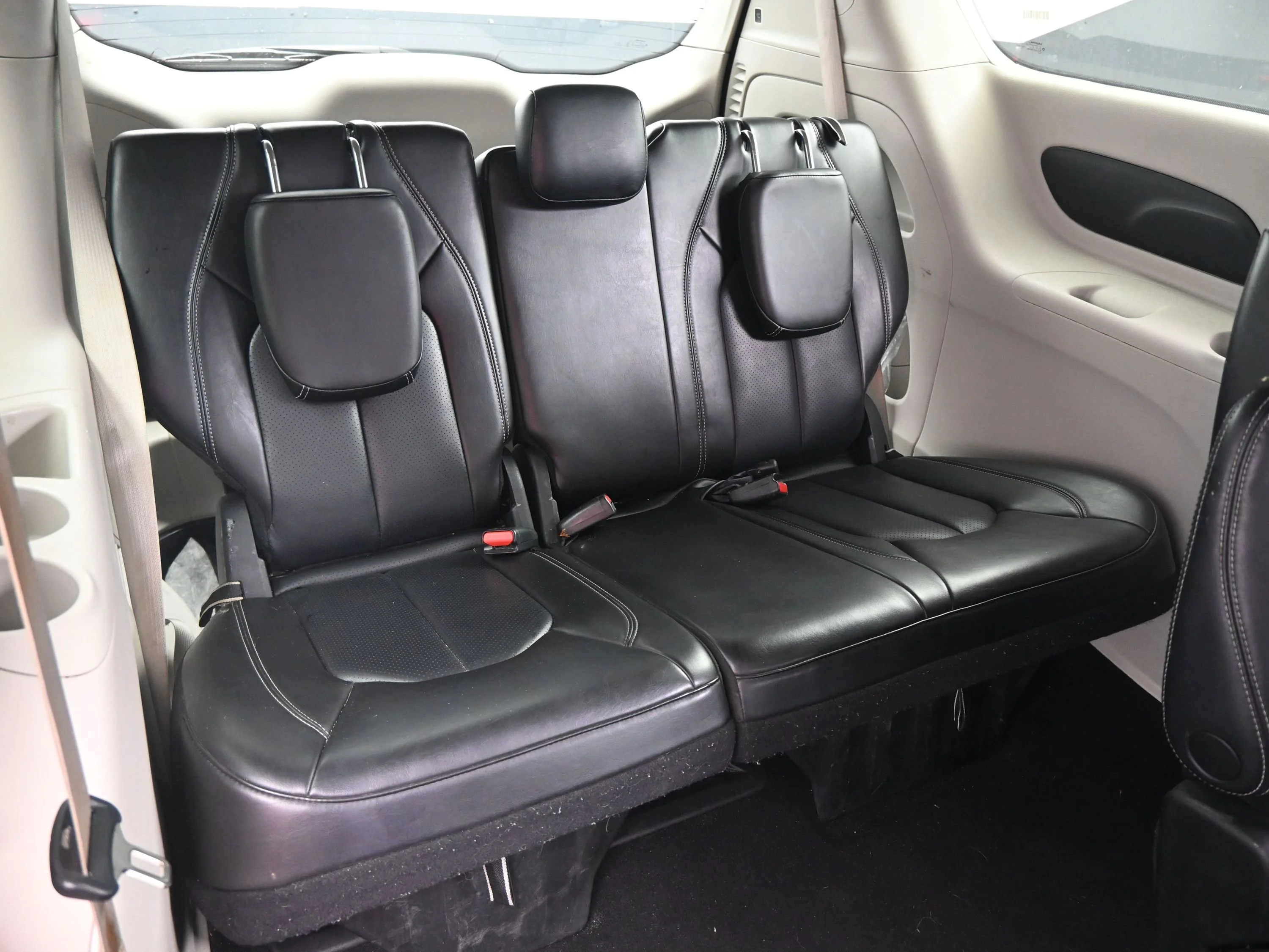2023 Chrysler Pacifica Touring L - Photo 16