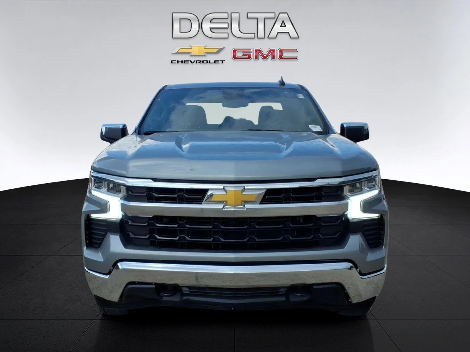 Used 2026 Sterling Gray Metallic Chevrolet LT image 8