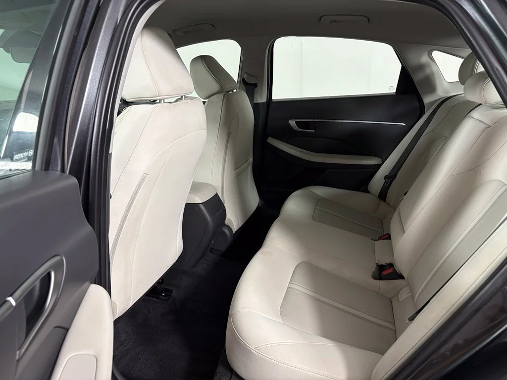 Used 2024 Gray Hyundai SEL image 35
