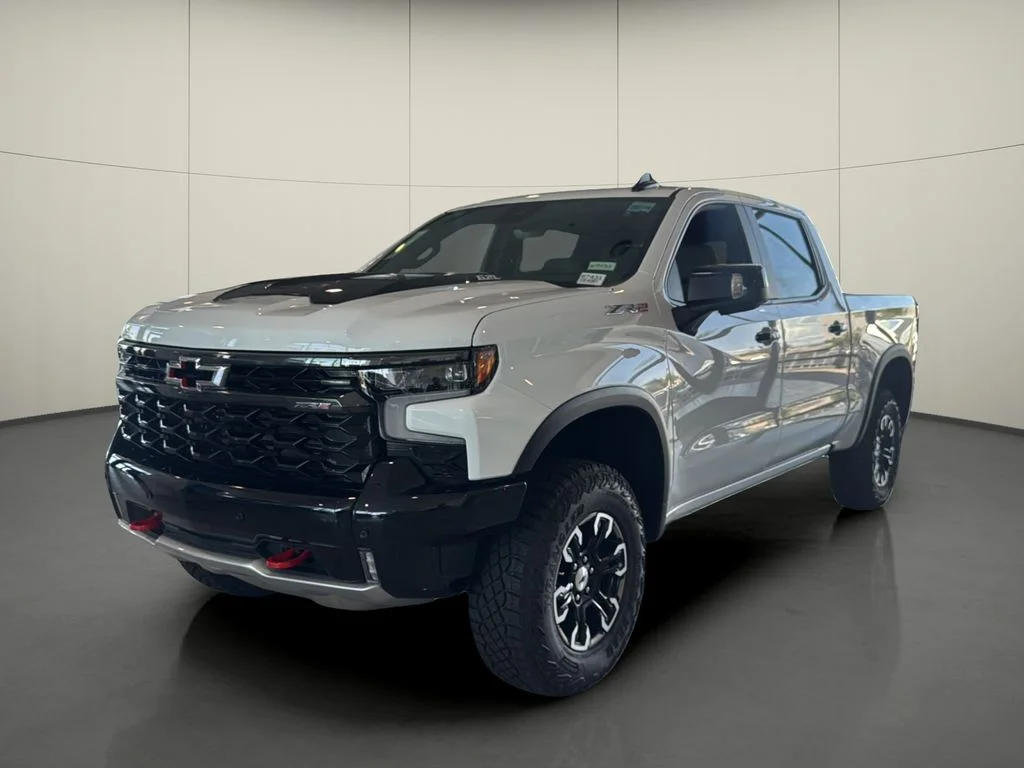 New 2026 White Chevrolet ZR2 image 3