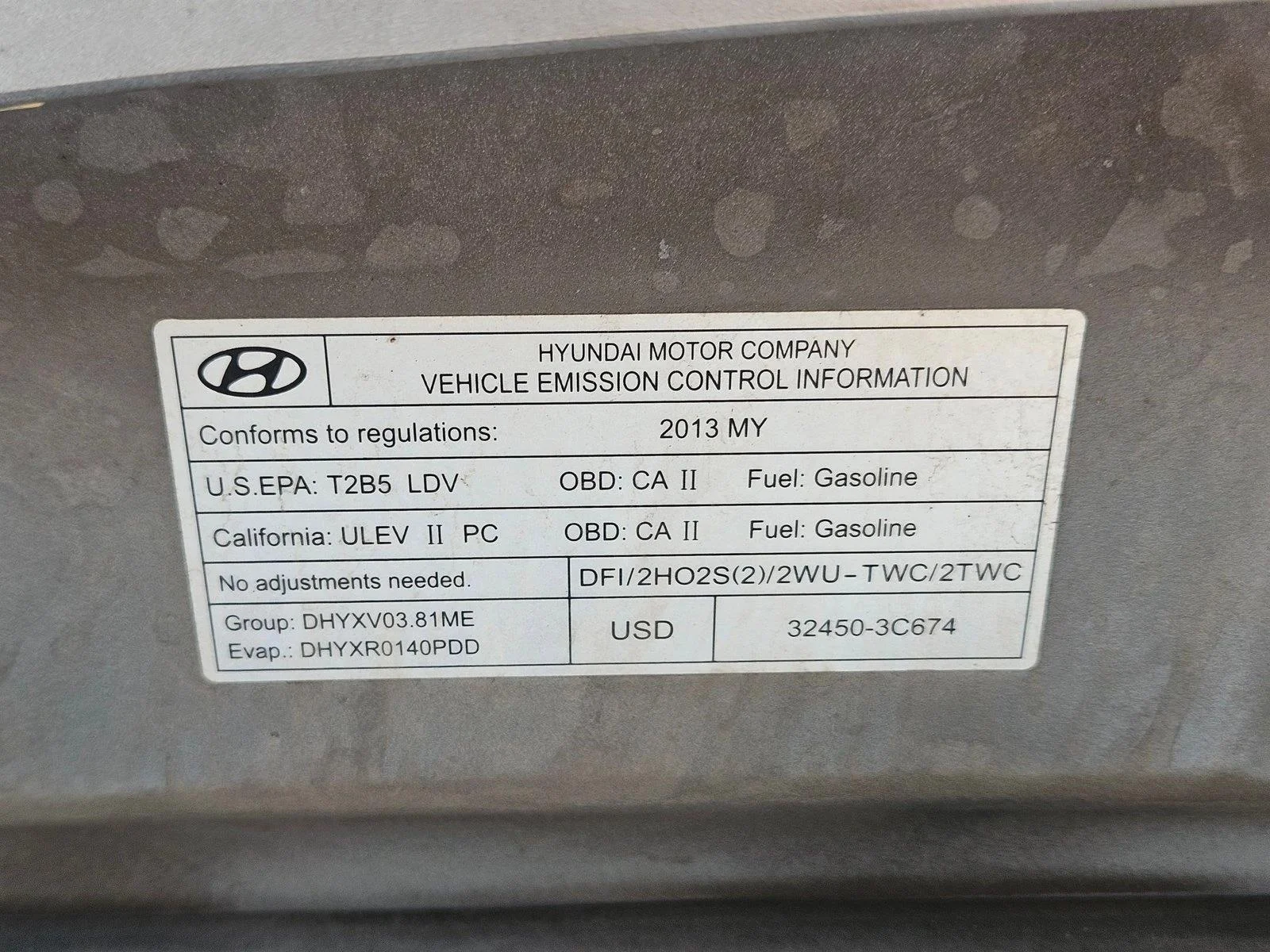 Used 2013 Titanium Gray Metallic Hyundai 3.8L image 24
