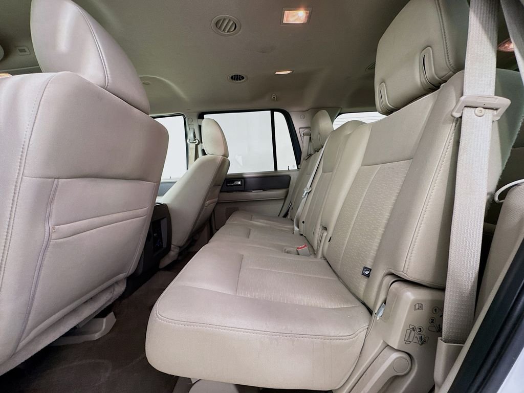 Used 2013 Ingot Silver Ford XLT image 27