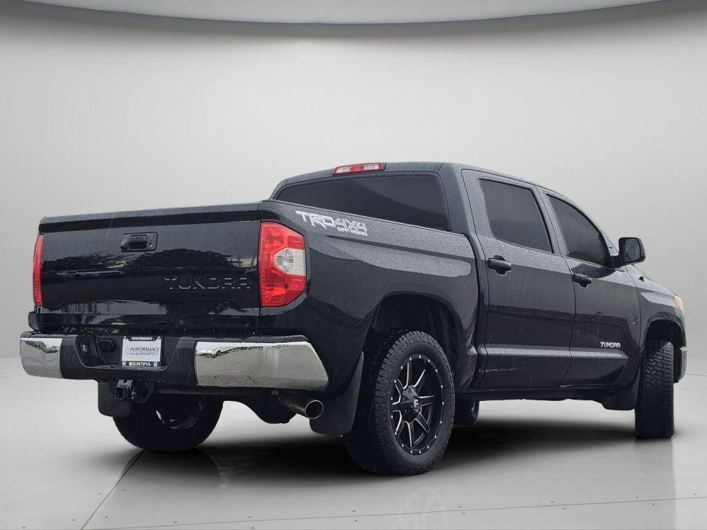 Used 2015 Black Toyota SR5 image 24