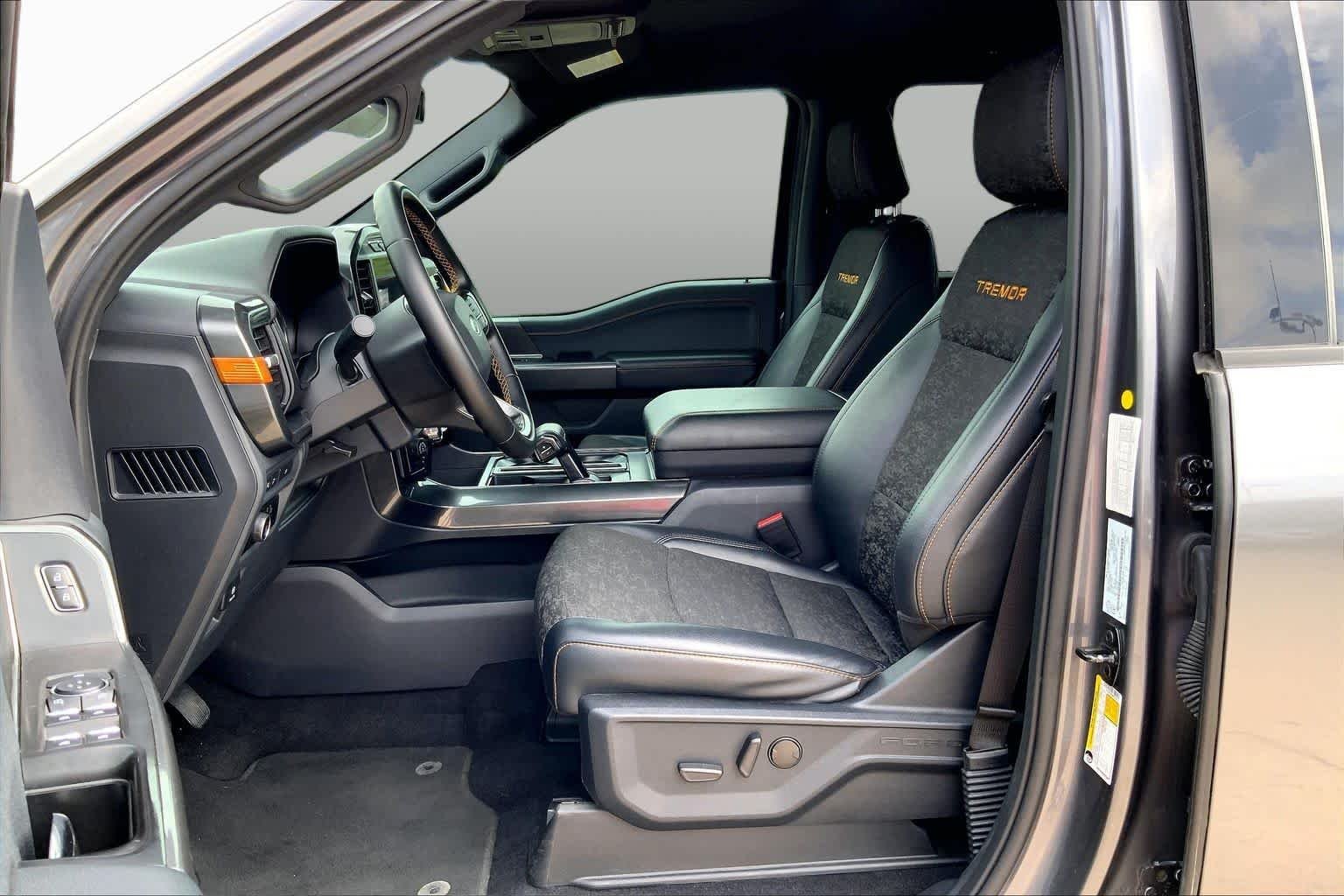Used 2023 Carbonized Gray Metallic Ford Tremor image 7