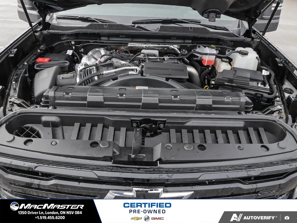Used 2025  Chevrolet LTZ image 11