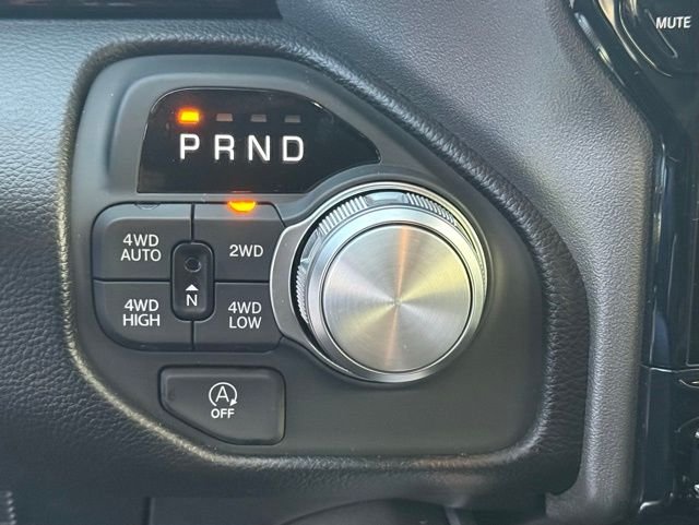 2025 RAM 1500 Laramie - Photo 10