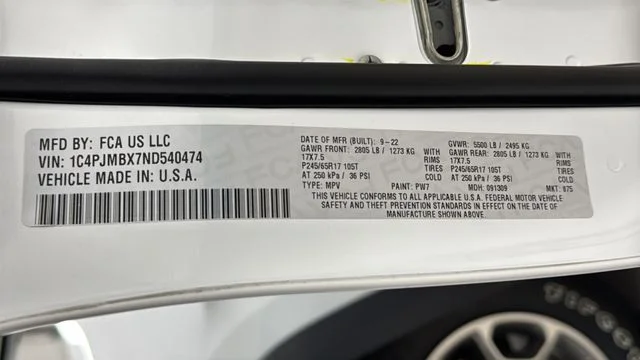 Used 2022 Bright White Clearcoat Jeep Trailhawk image 25