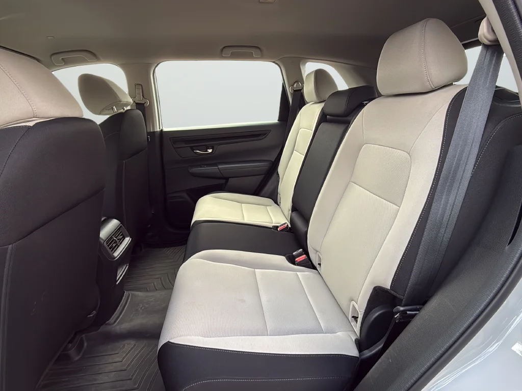 Used 2023  Honda LX image 26