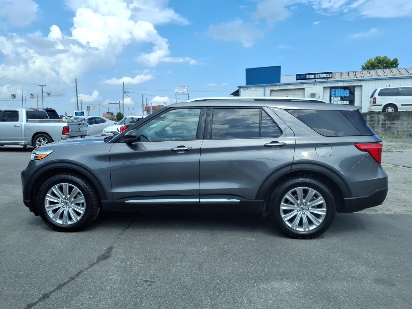 Used 2021 Gray Metallic Ford Limited image 6