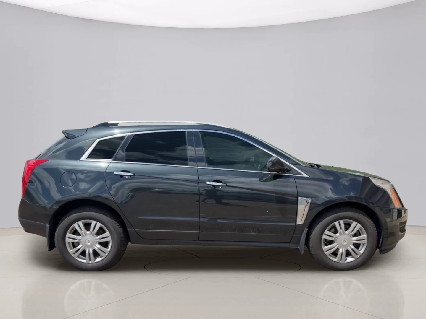 Used 2013 Gray Cadillac LUXURY image 6