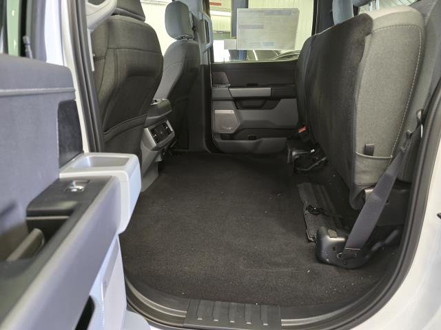 New 2026 Oxford White Ford F-250® XLT image 27