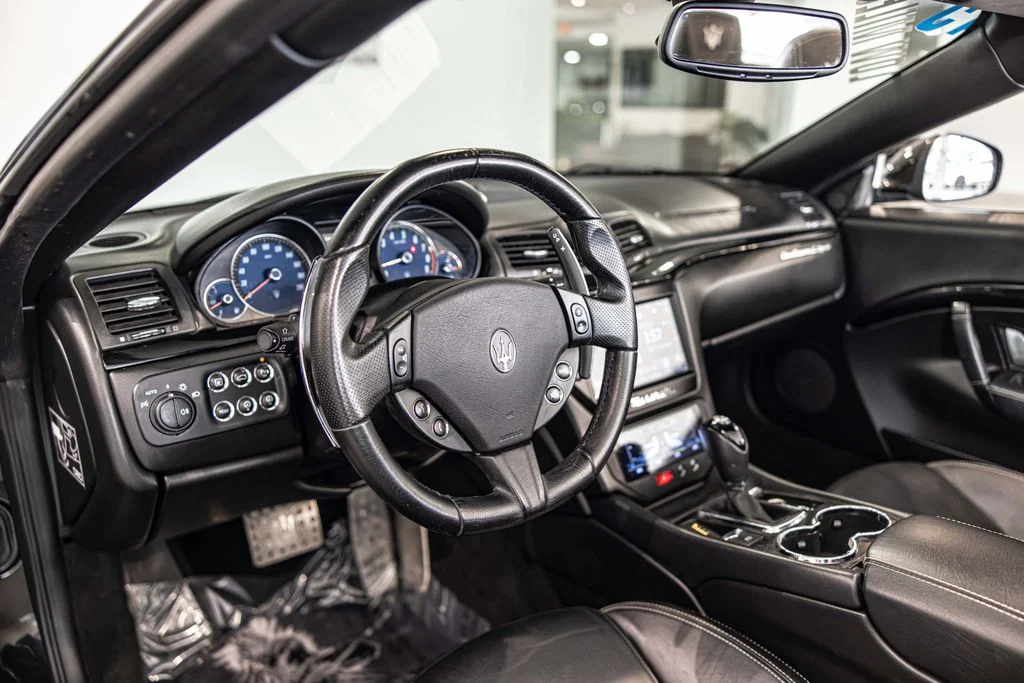 Used 2015 Black Maserati Sport image 18