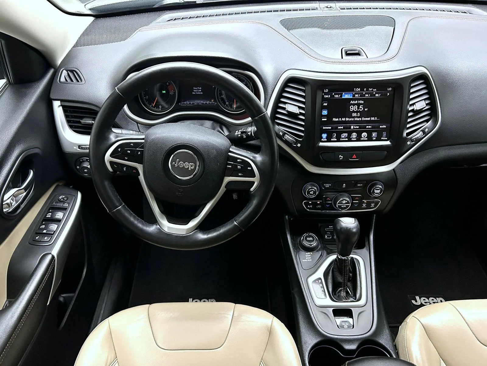 Used 2018 Gray Jeep Limited image 14