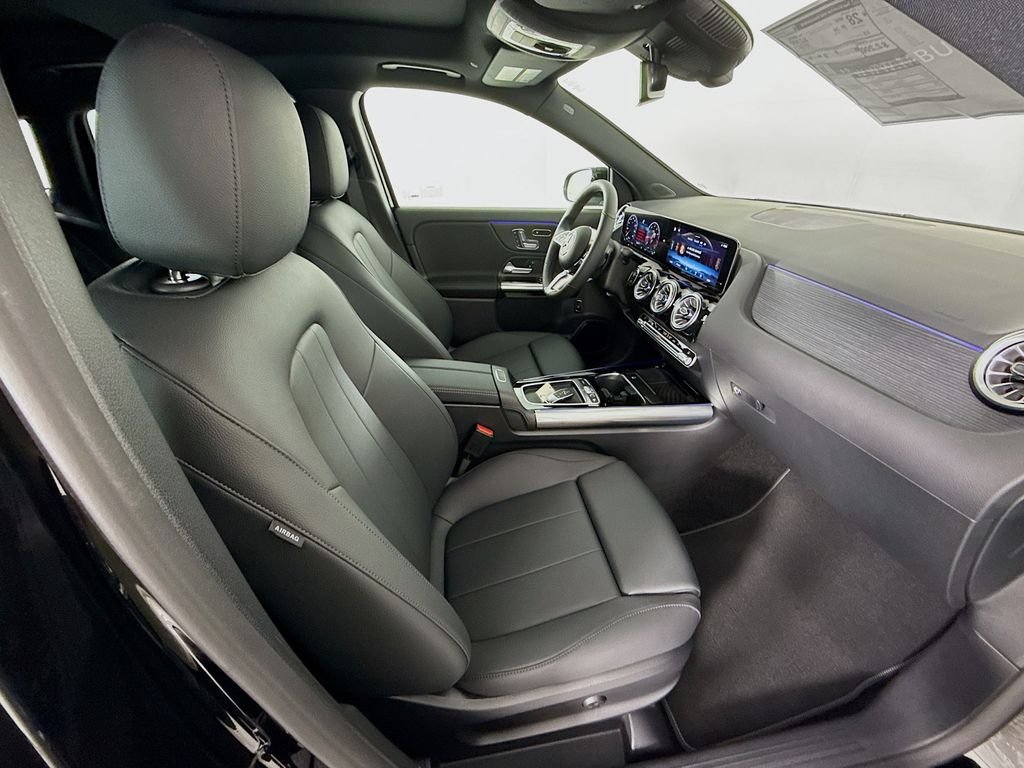 Used 2026 Black Mercedes-Benz GLA 250 image 30