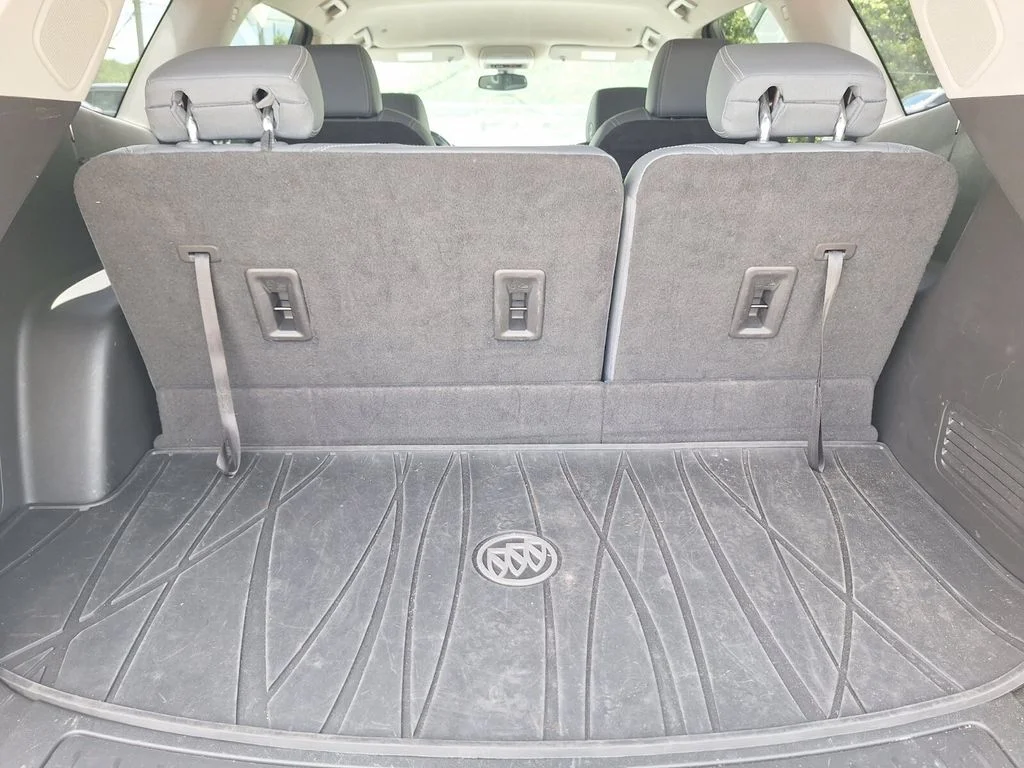 Used 2021 Black Buick Essence image 26