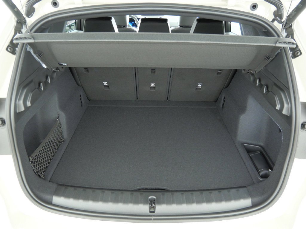 New 2027 Dune Grey Metallic BMW xDrive28i image 26