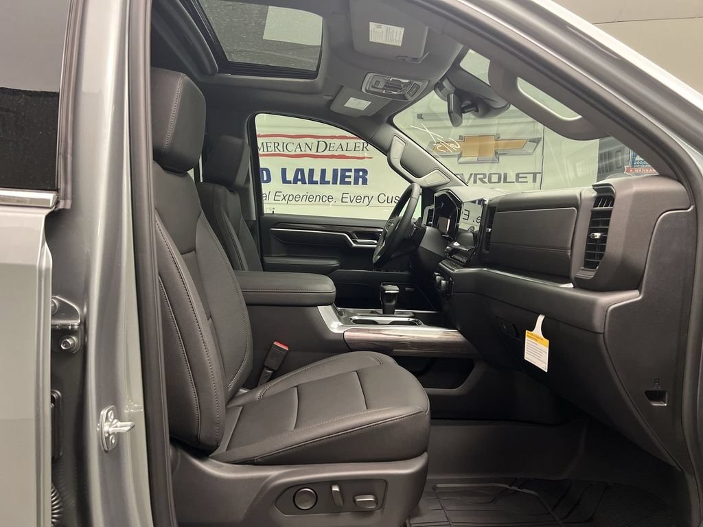 2026 Chevrolet Silverado 1500 LTZ - Photo 25