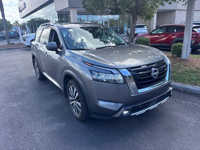 Used 2022 Gun Metallic Nissan Platinum image 14