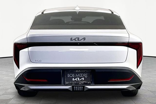 New 2026 Snow White Pearl Kia LXS image 5