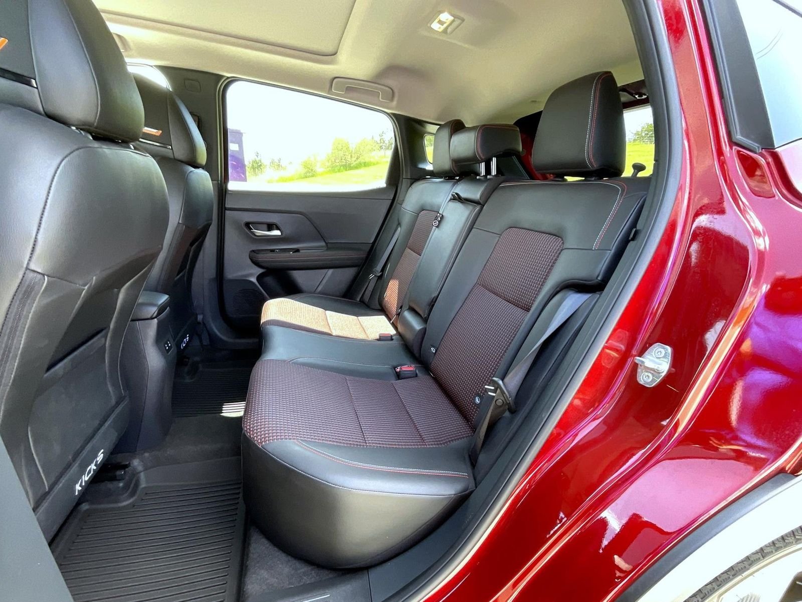 Used 2025 Red Nissan SR image 20
