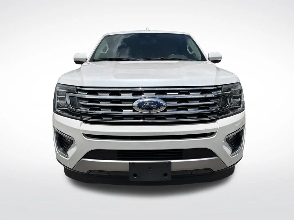 Used 2019 White Platinum Clearcoat Metallic Ford Limited image 2