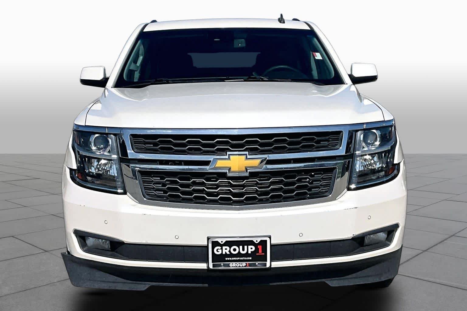Used 2015 White Diamond Tricoat Chevrolet LT image 3