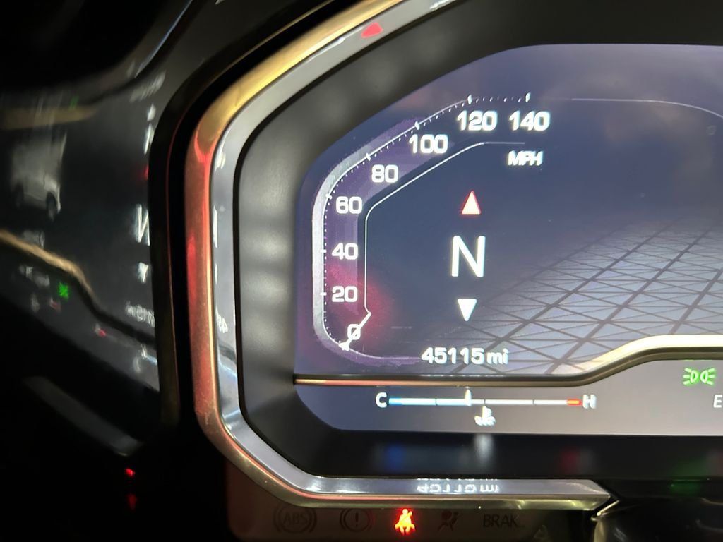 Used 2023 White GMC Elevation image 10