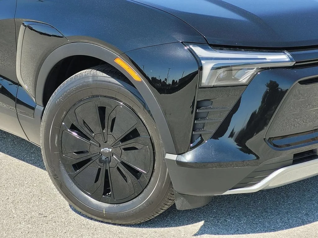 2026 Chevrolet Blazer EV LT - Photo 6