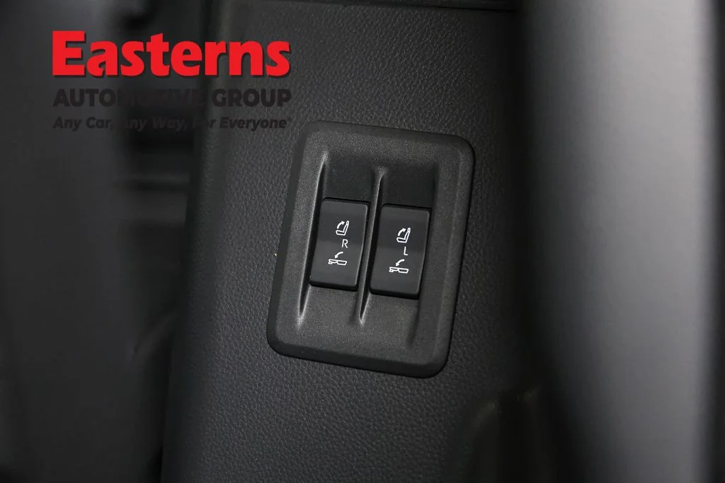 Used 2024 Silver Lexus 550 Premium+ image 30