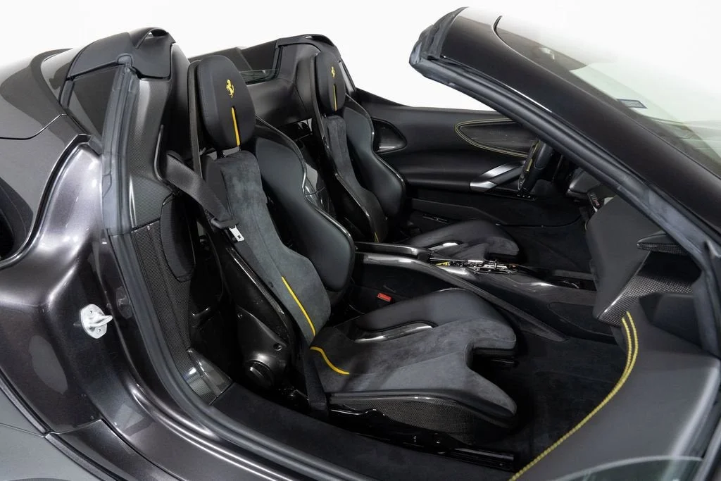Used 2022 Extra Sample Ferrari  image 43