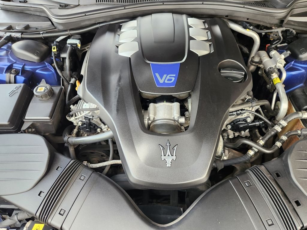 Used 2015 Blue Emozione Mica Maserati S Q4 image 34
