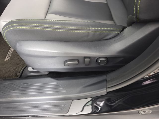 Used 2025 Black Subaru Onyx Edition image 24