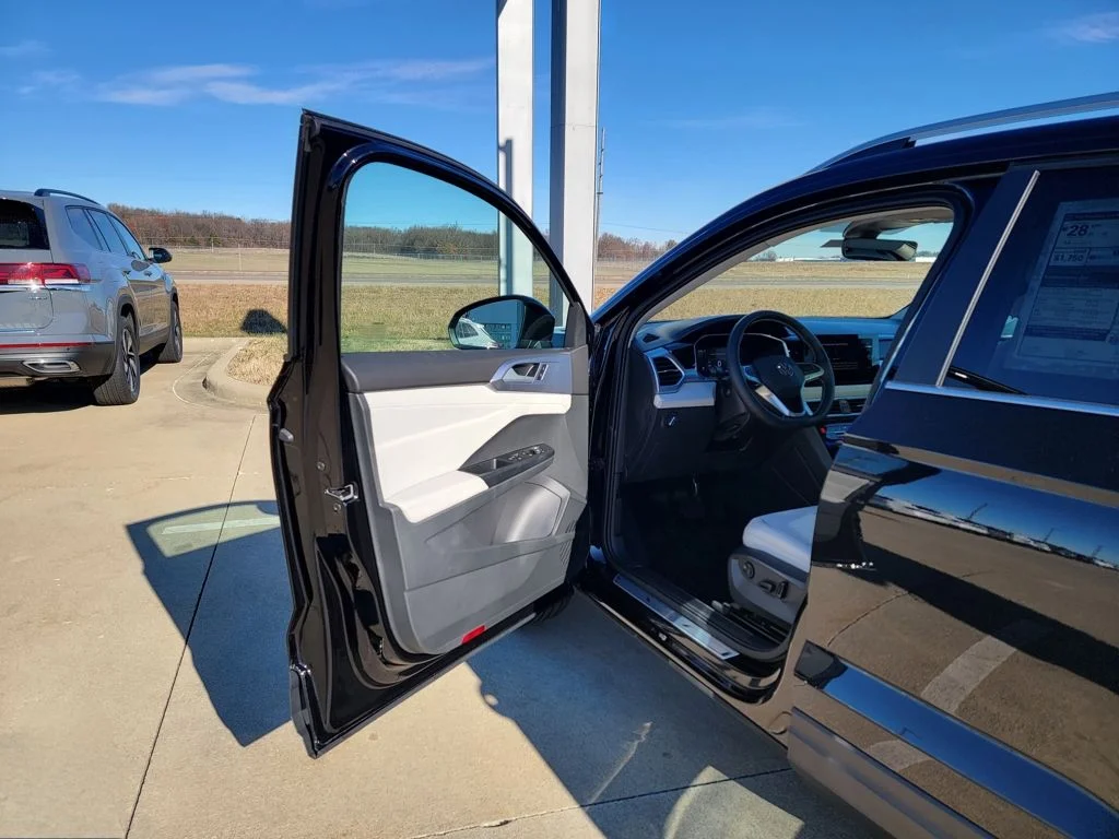 2026 Volkswagen Taos SE - Photo 24