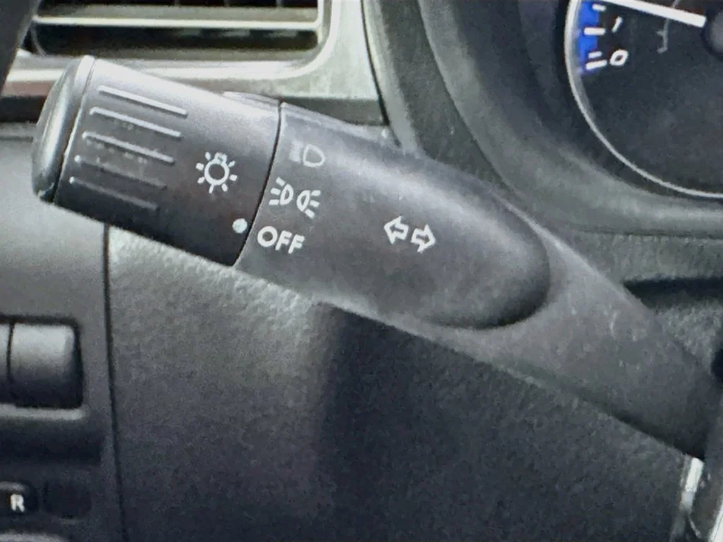 Used 2011 Blue Subaru 2.5X image 12
