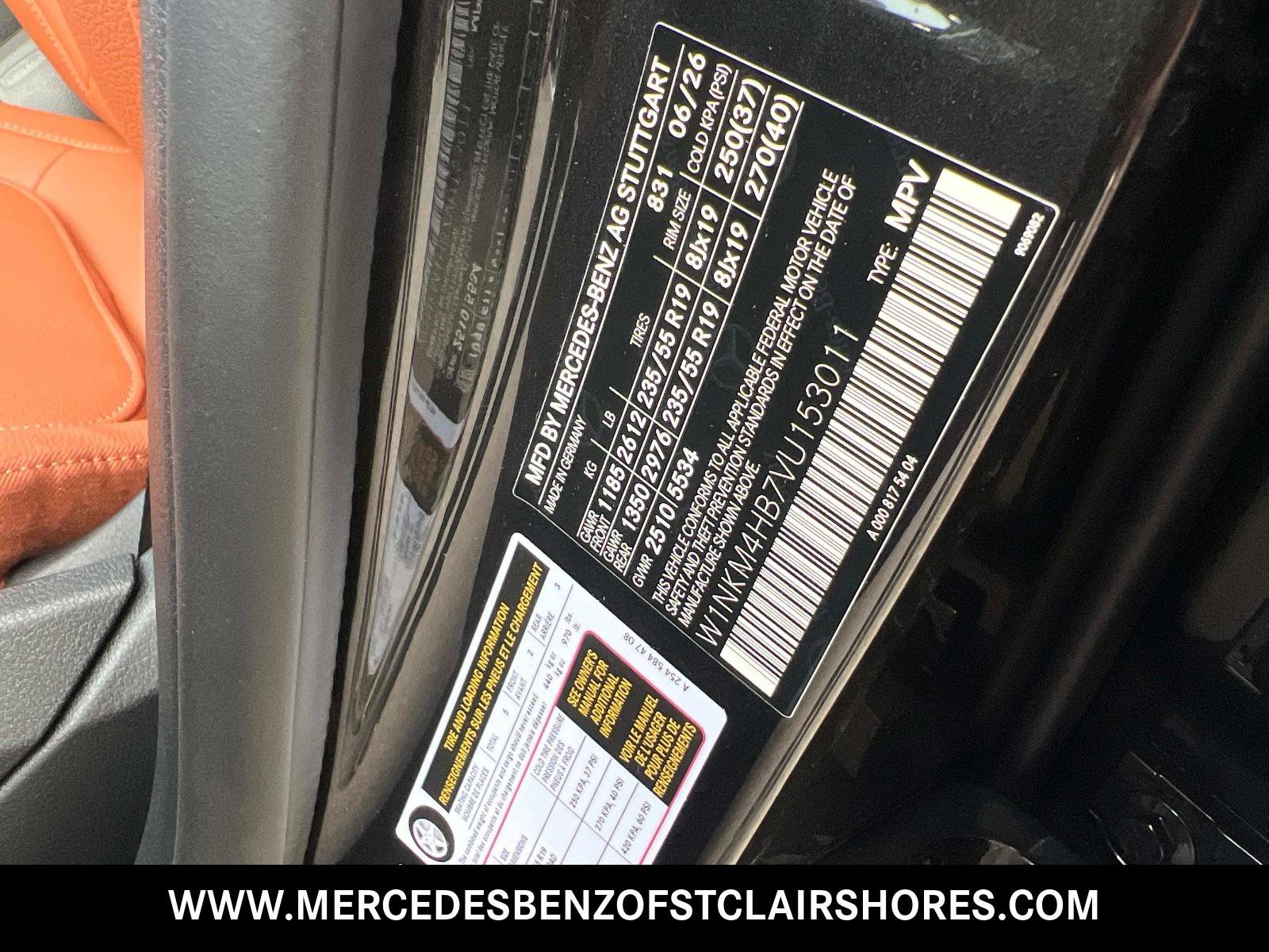 New 2027 Graphite Grey Metallic Mercedes-Benz GLC 300 image 22