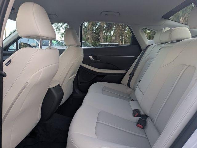 New 2026 White Hyundai SEL Sport image 12