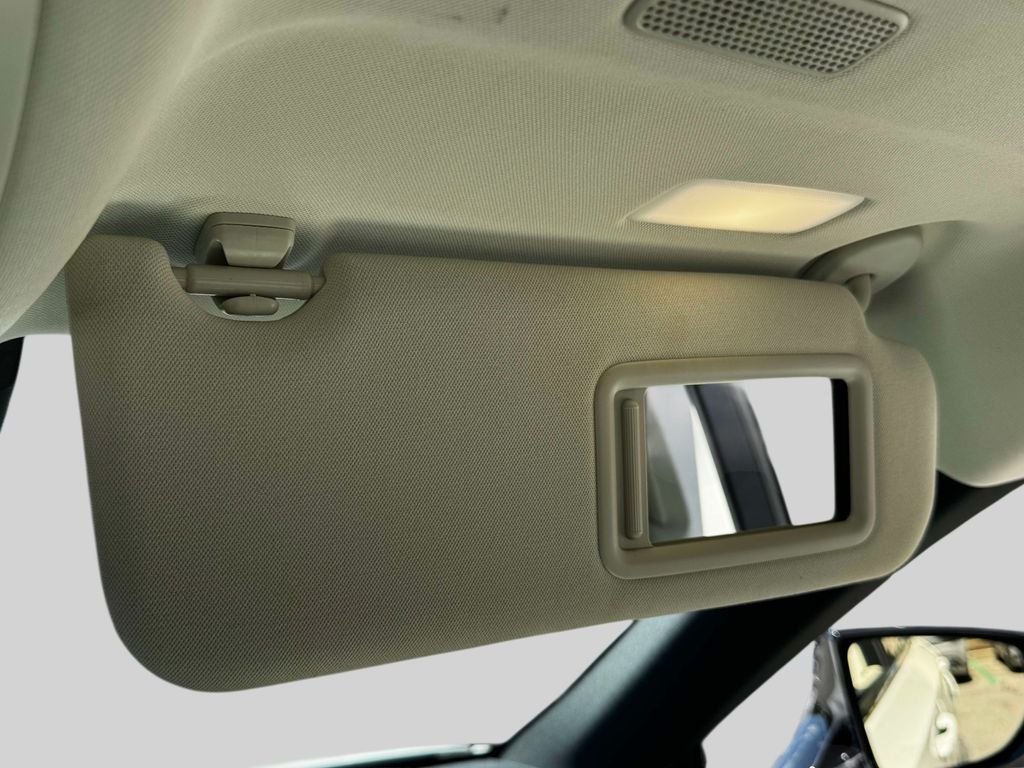 Used 2023 White Lexus 350 image 29