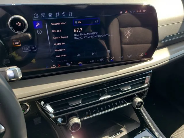 New 2026 Mosaic Black Metallic Chevrolet LT image 31