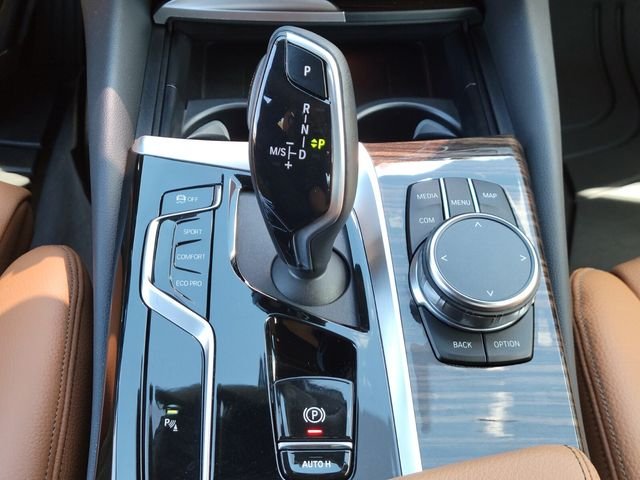 Certified Used 2023 White BMW 530i xDrive image 26