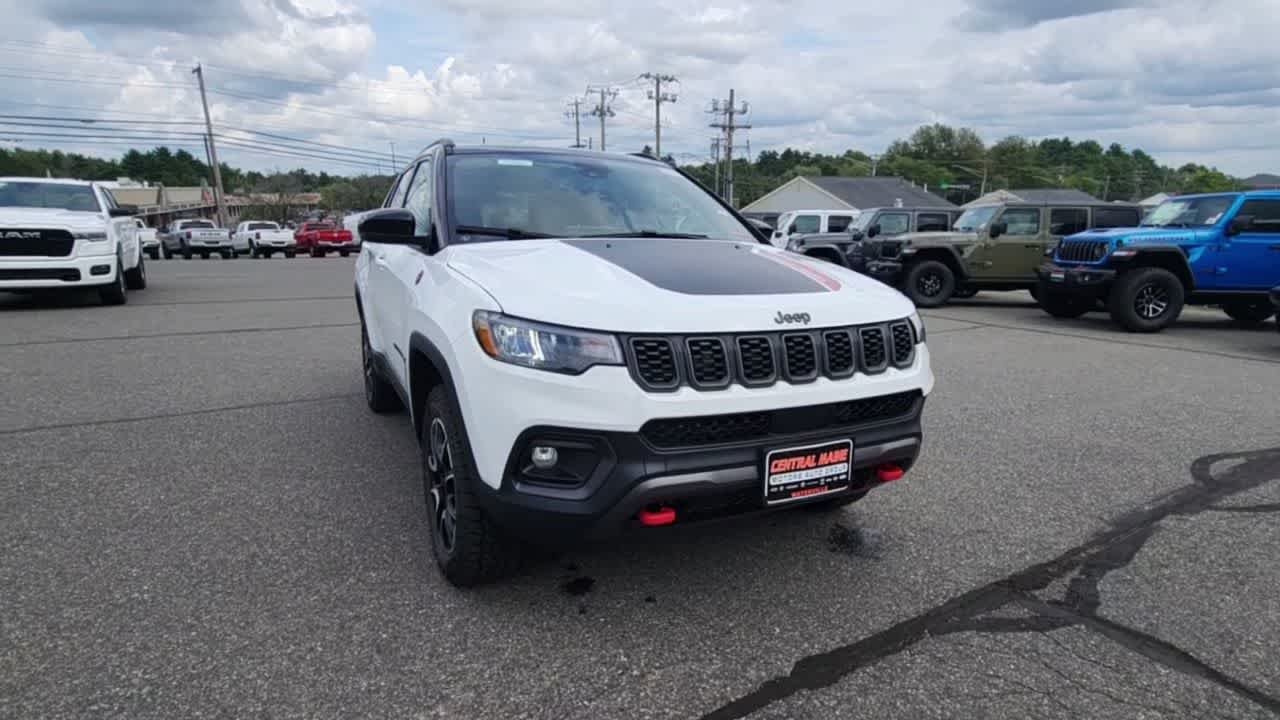 New 2026 Bright White Clearcoat Jeep Trailhawk image 2
